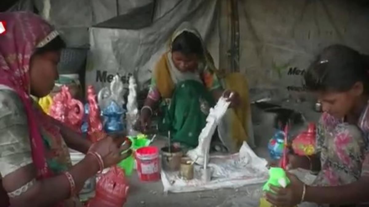 महामारी काल में 'भगवान बनाने वाले' सो रहे भूखे, देखें विदिशा के मूर्तिकारों की दुर्दशा