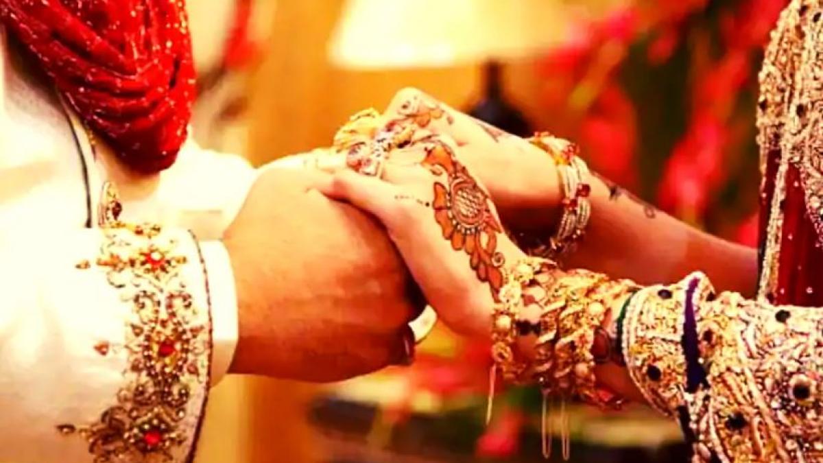 Bride's father arrested after 250 guests attend wedding