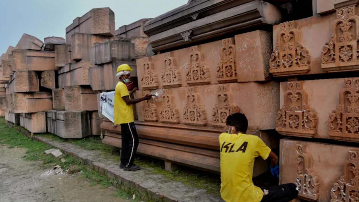 अयोध्या जमीन सौदे को लेकर ट्रस्ट पर लग रहे ये 3 अहम आरोप