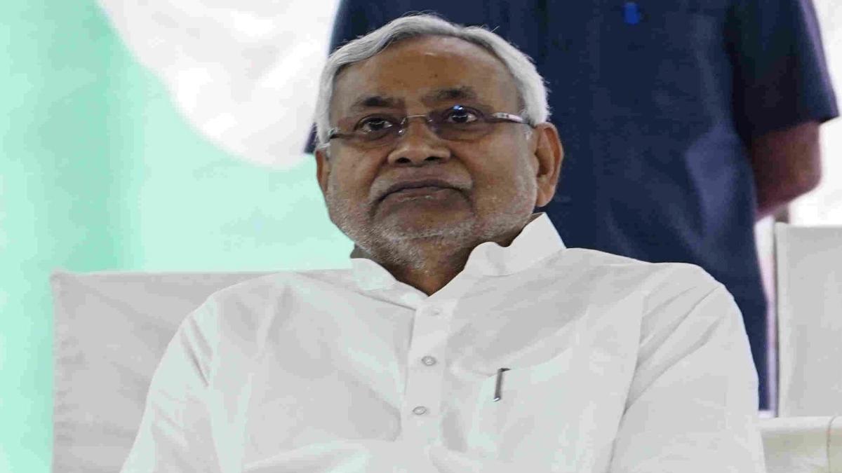 Bihar CM Nitish Kumar back to Patna after eye surgery in Delhi