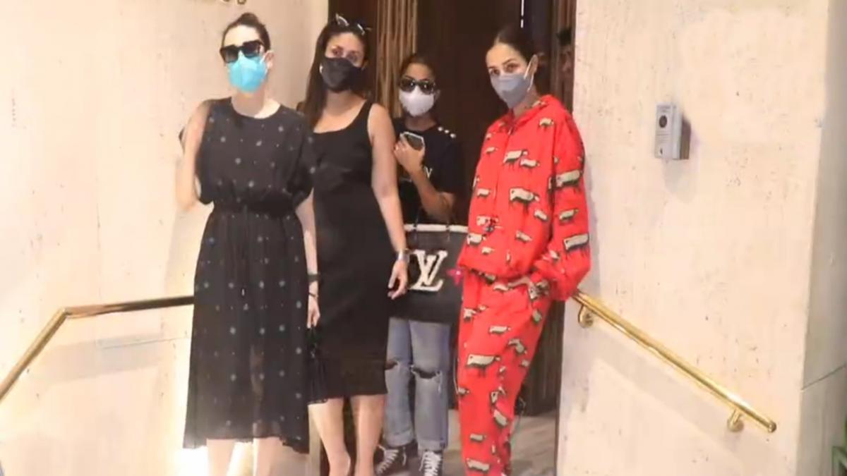 kareena kapoor khan with girls gang