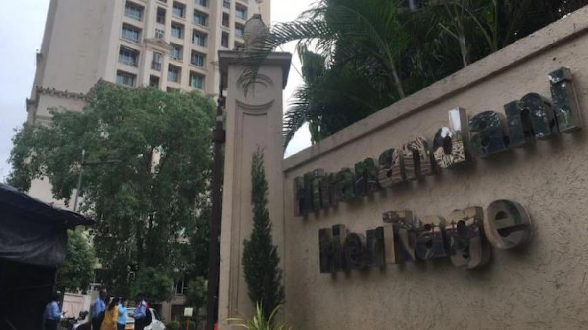 Residents of Mumbai society allege 'vaccination scam'