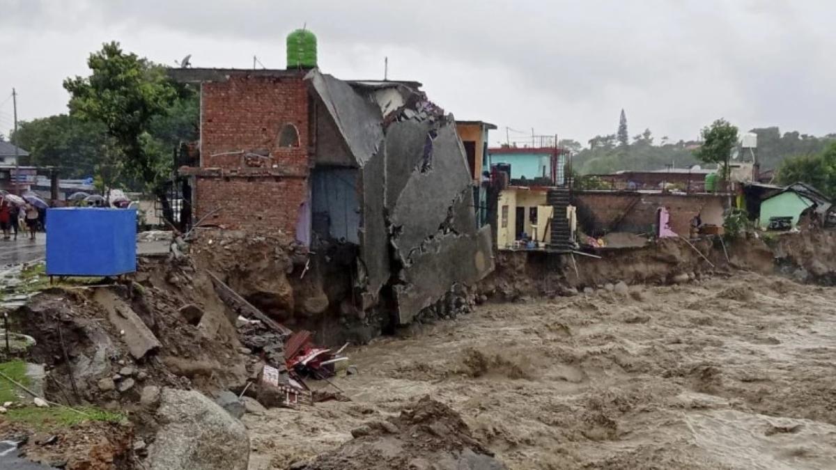 Houses washed away after cloudburst in Dharamshala