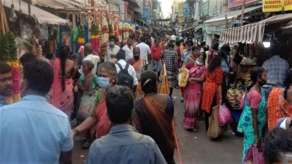 People flouting covid norms and says they are not afraid of anything