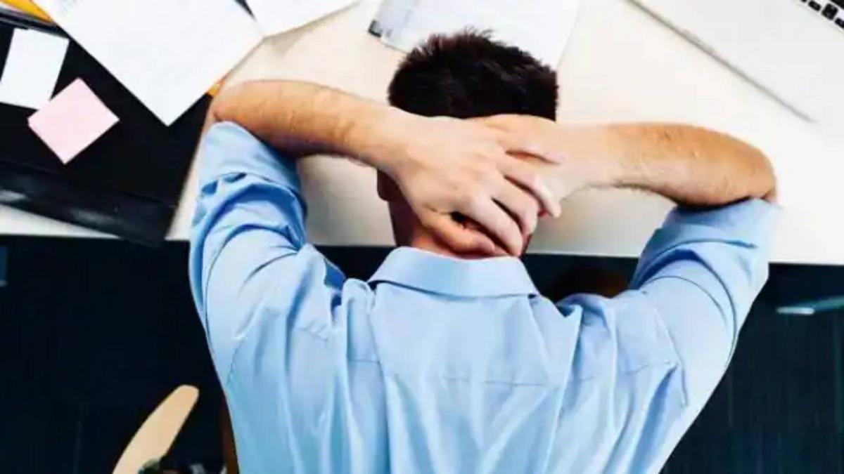 How to deal with your debtor?