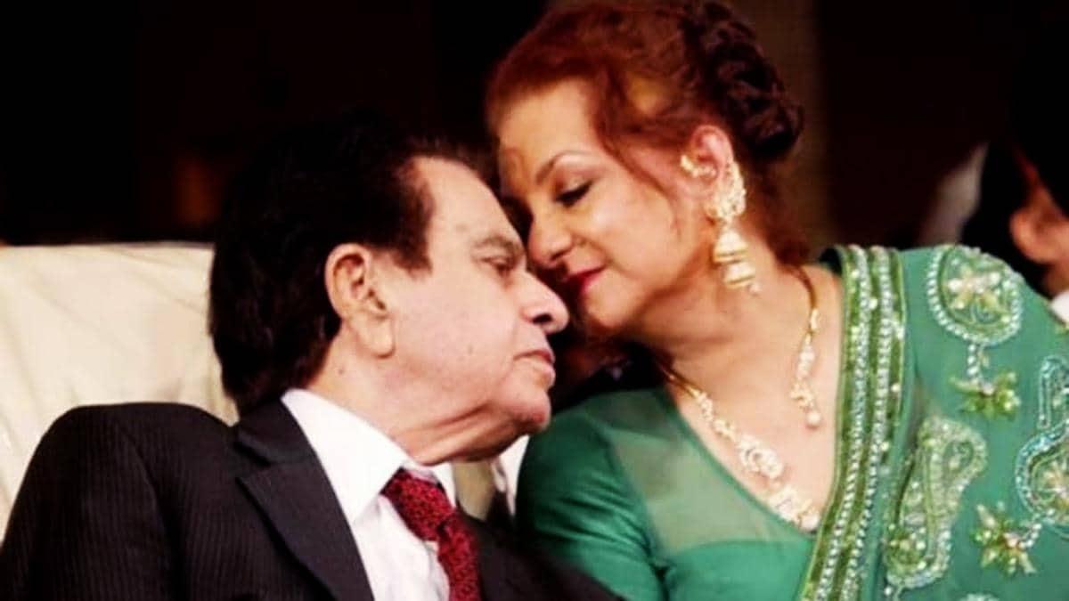 love story of Dilip Kumar and Saira Banu