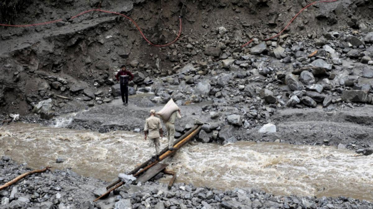 Landslide rain havoc (File-PTI)