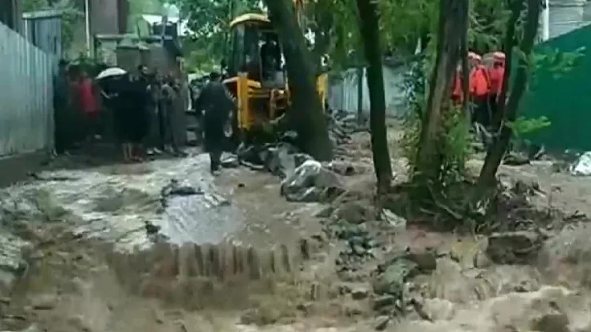 Cloudburst in Jammu-Kashmir’s Ganderbal triggers flash floods