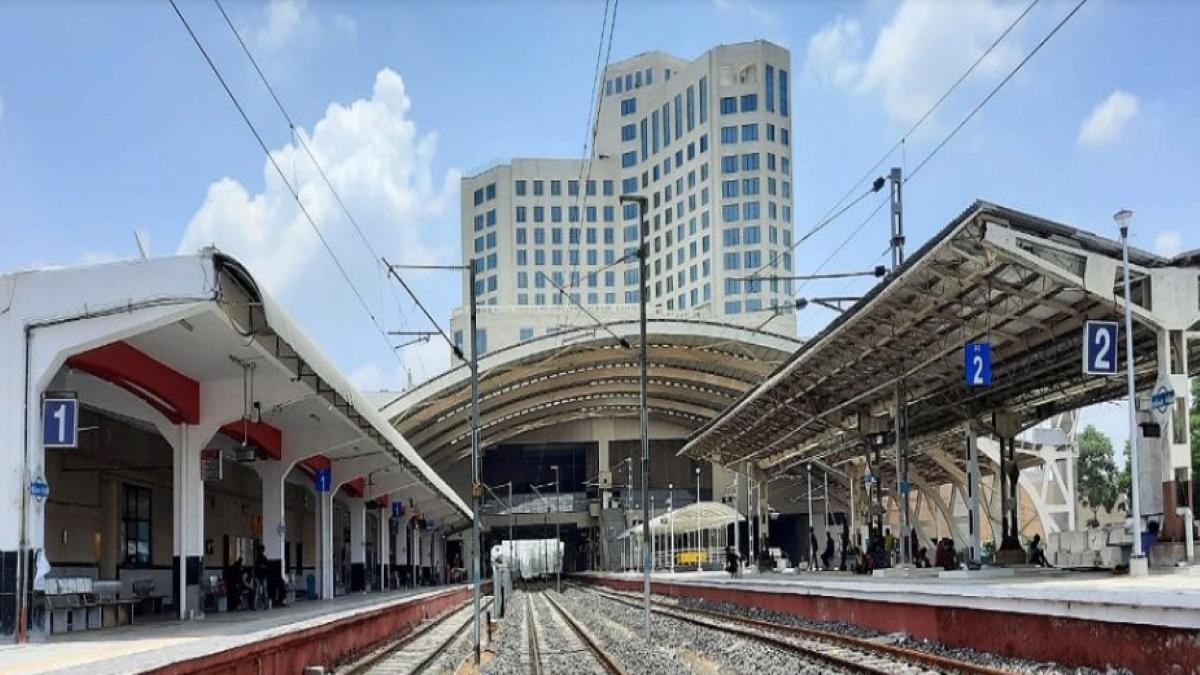 Gujarat: Gandhinagar Railway Station and Five Star Hotel to be built 