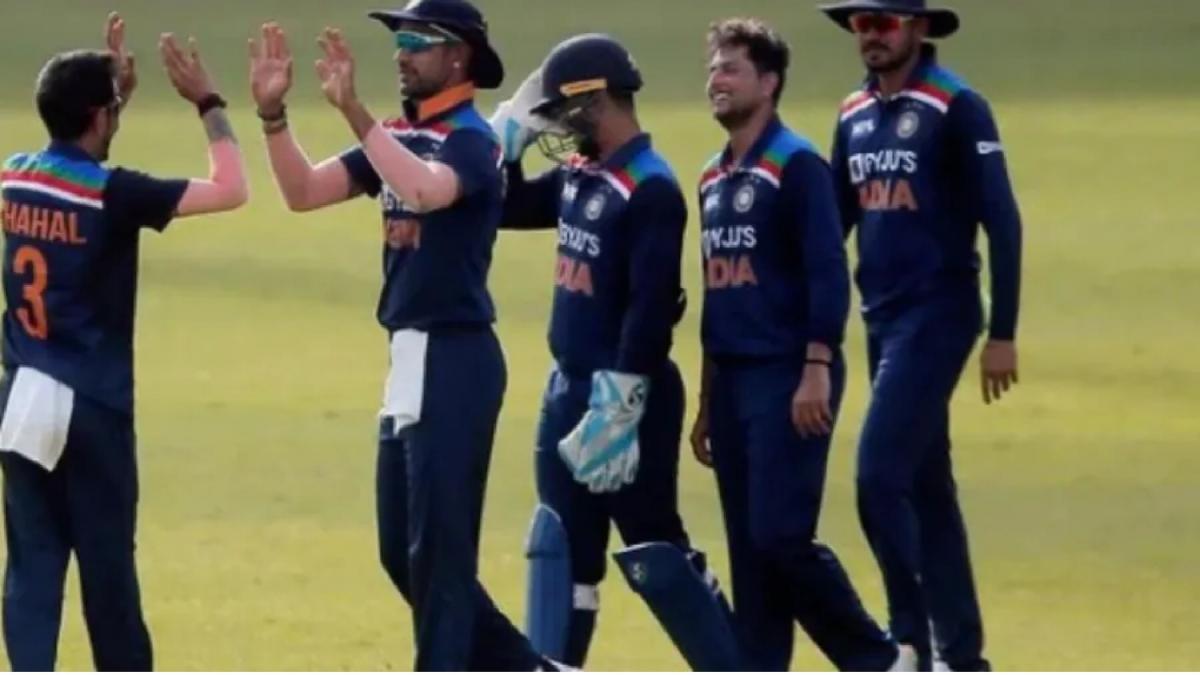 india beat sri lanka by 3 wickets in 2nd odi 