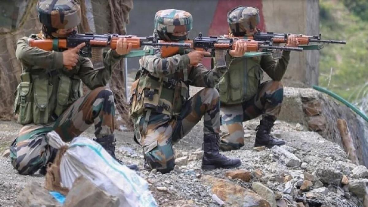 Army soldier martyred in landmine blast in Loc