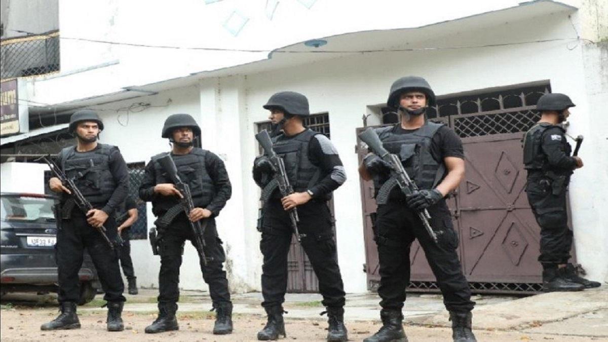 Arrested two terrorists planned serial blasts in Lucknow