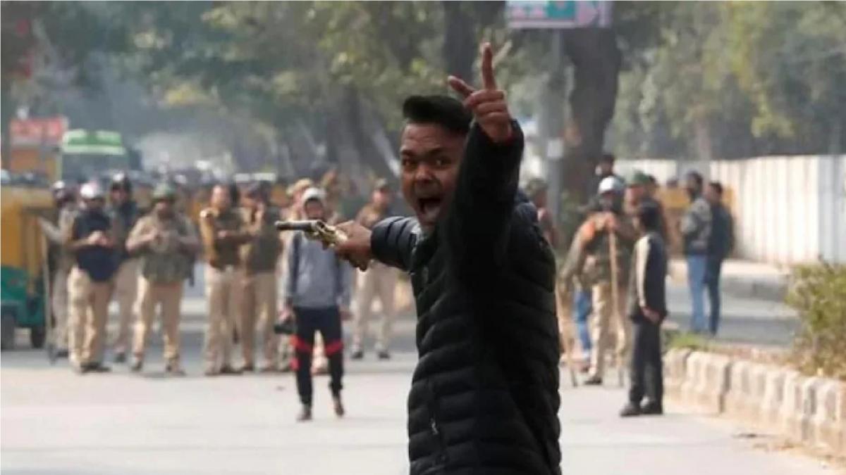 Teenager who opened fire in Jamia makes provocative speech