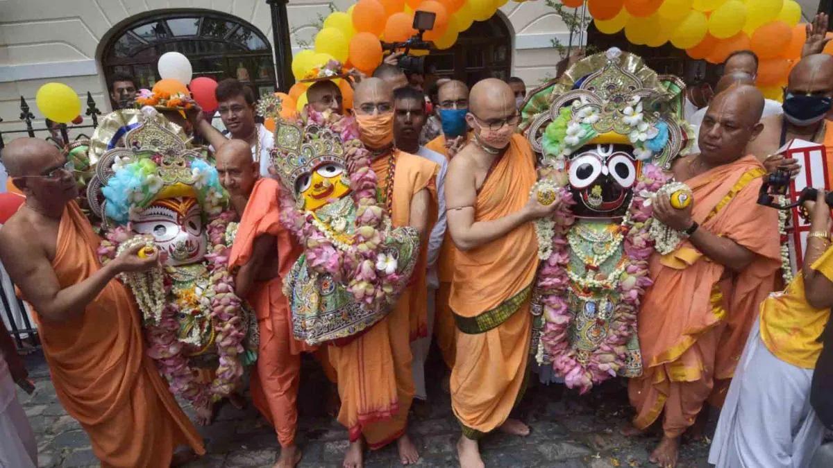 Lord Jagannath's rath yatra took out amid Corona protocol
