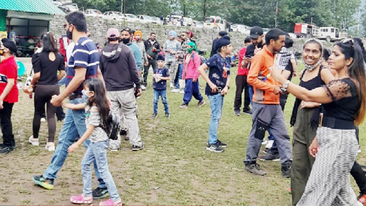 Tourist in Himachal Pradesh