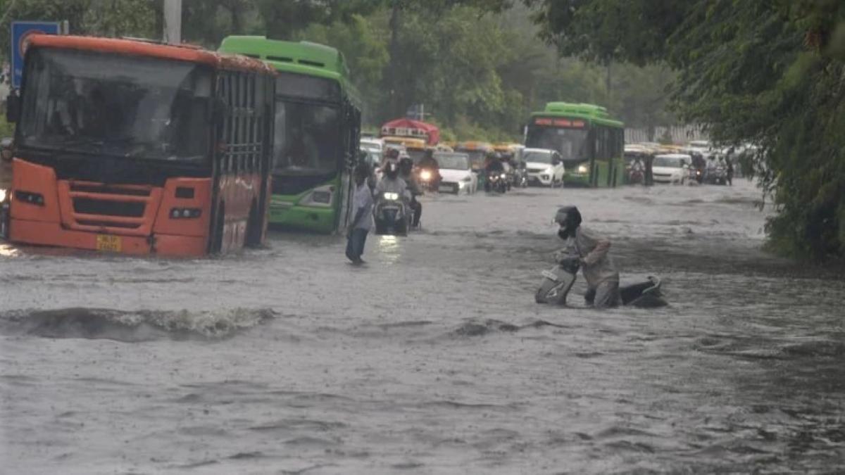 Waterlogging on roads in Delhi after incessant rains