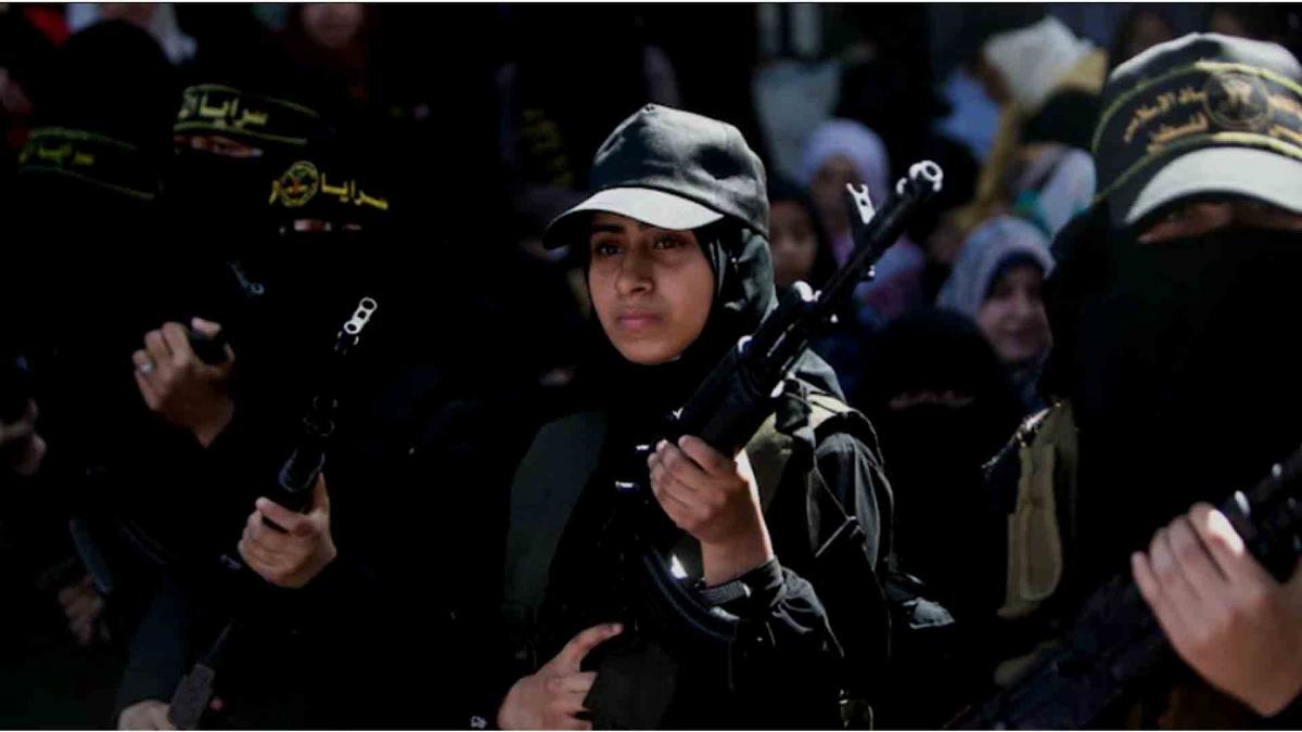 अफगानिस्तान में महिलाओं की हुंकार, तालिबान के खिलाफ उठाए हथियार