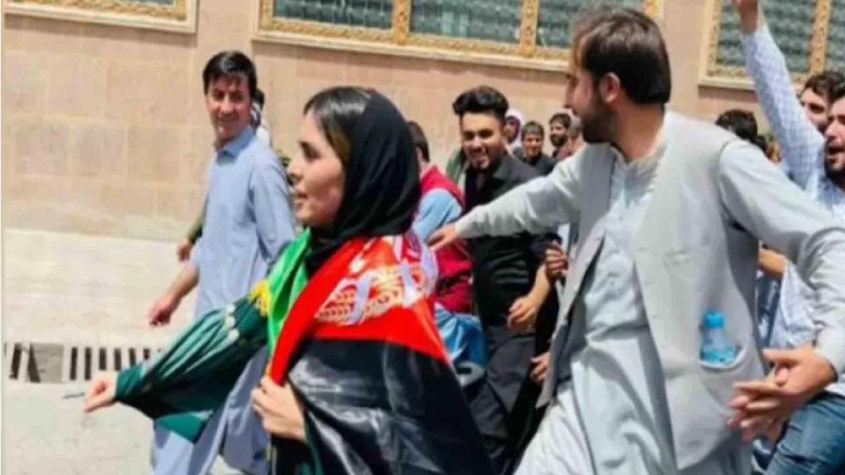 Women protest against Taliban’s takeover of Afghanistan