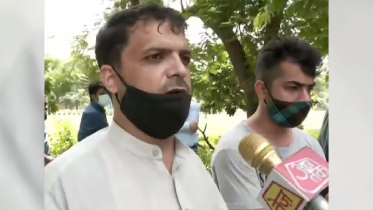 Afghan citizens worried for family