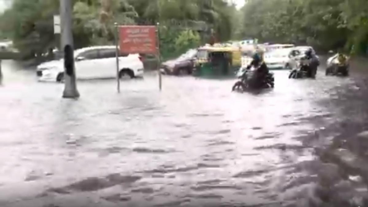 waterlogging across the delhi 
