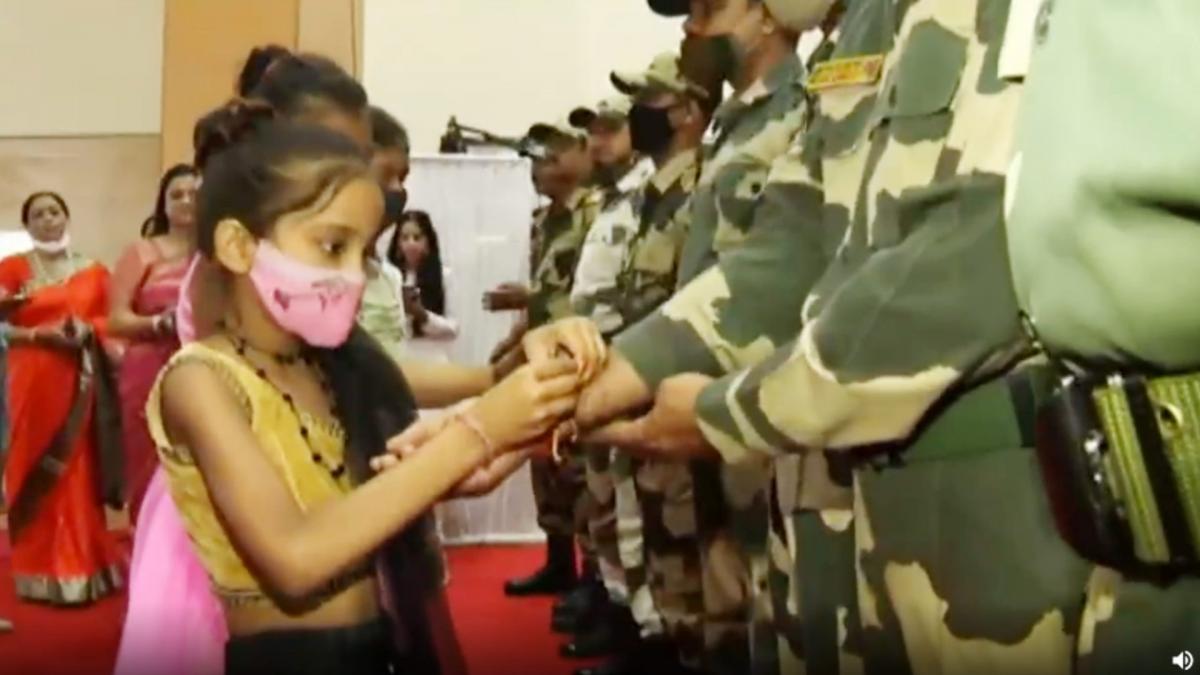 Little girls celebrate Raksha Bandhan with BSF soldiers