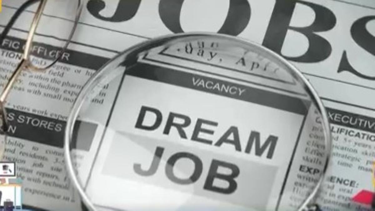 Employment News: Jobs for BE and MBA graduates