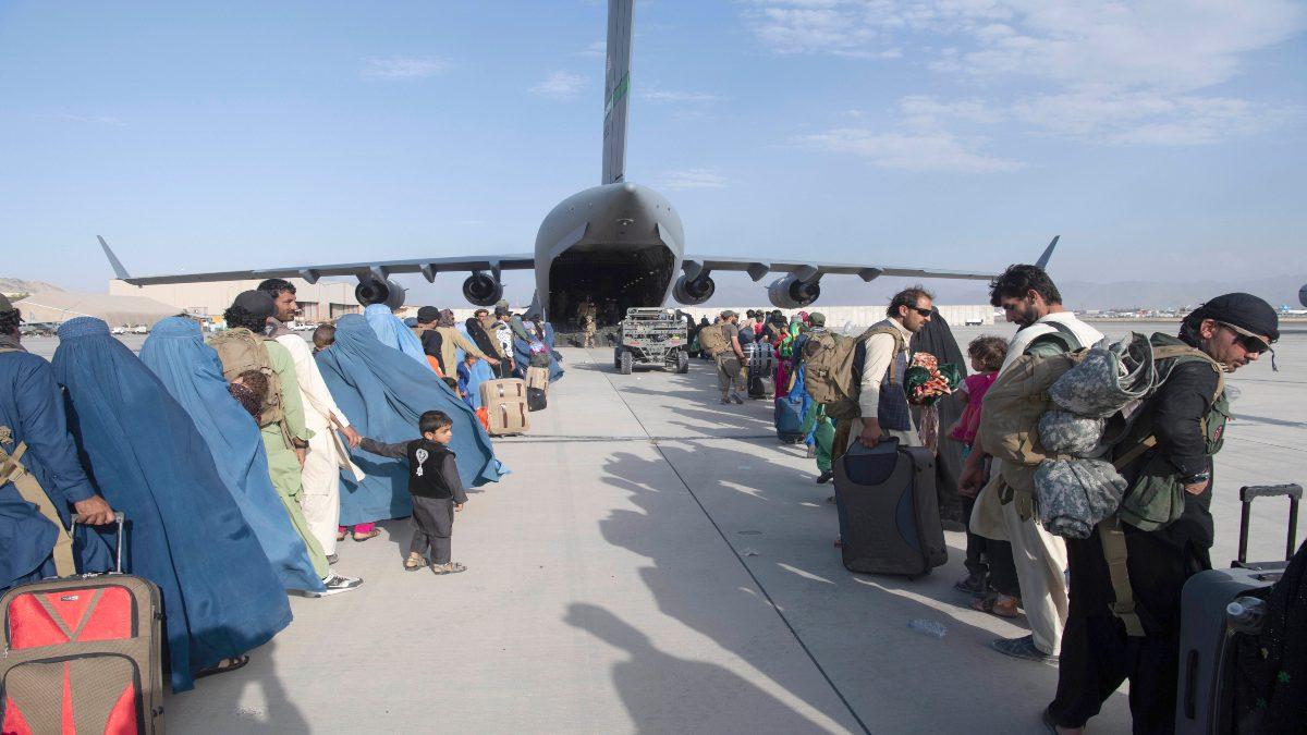 Kabul airport before explosion