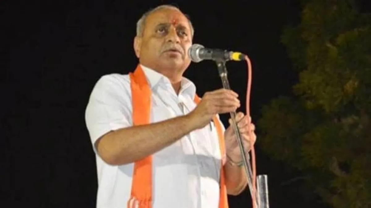 What Nitin Patel said about his controversial statement?