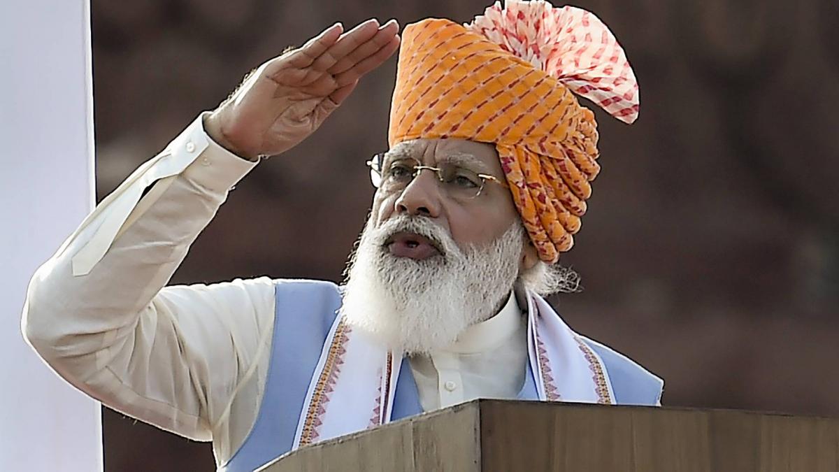 PM Modi recites poem from the Red Fort