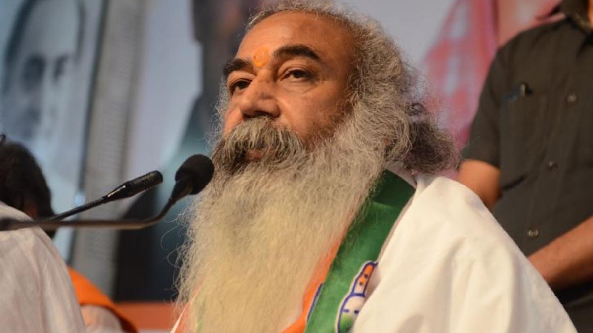 पंचायत आज तक 2021: मैं विनय कटियार पर हमला नहीं करना चाहता, इनकी हालत मेरी जैसी: प्रमोद कृष्णम