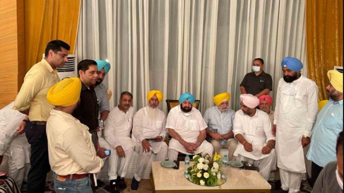 Leaders who participated in and CM Amarinder's dinner party 