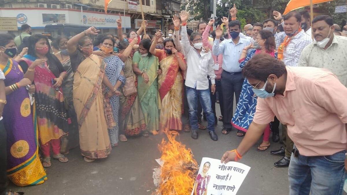 Shiv Sena protest across the state against Narayan Rane