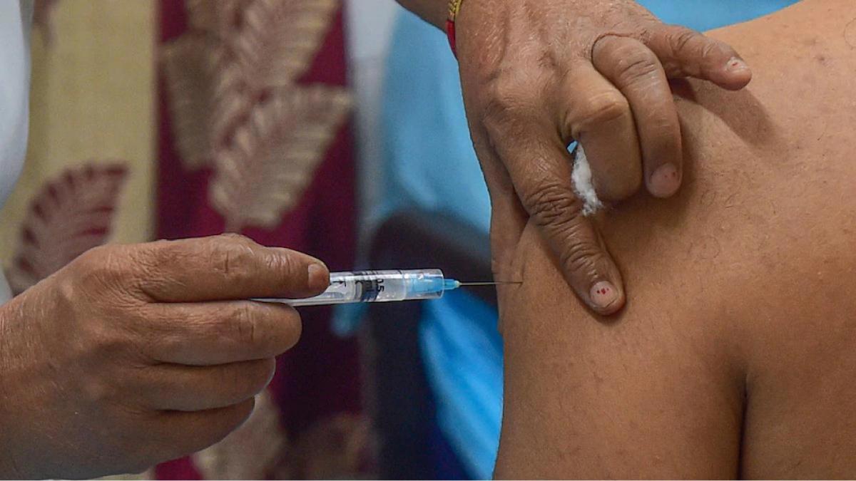 study on covid vaccine dose in delhi