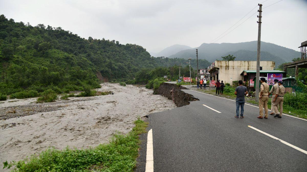 NH-94 washes away due to heavy rains in Uttarakhand