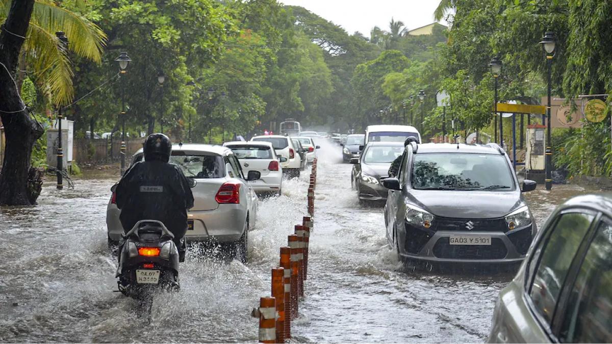 waterlogging across the delhi 