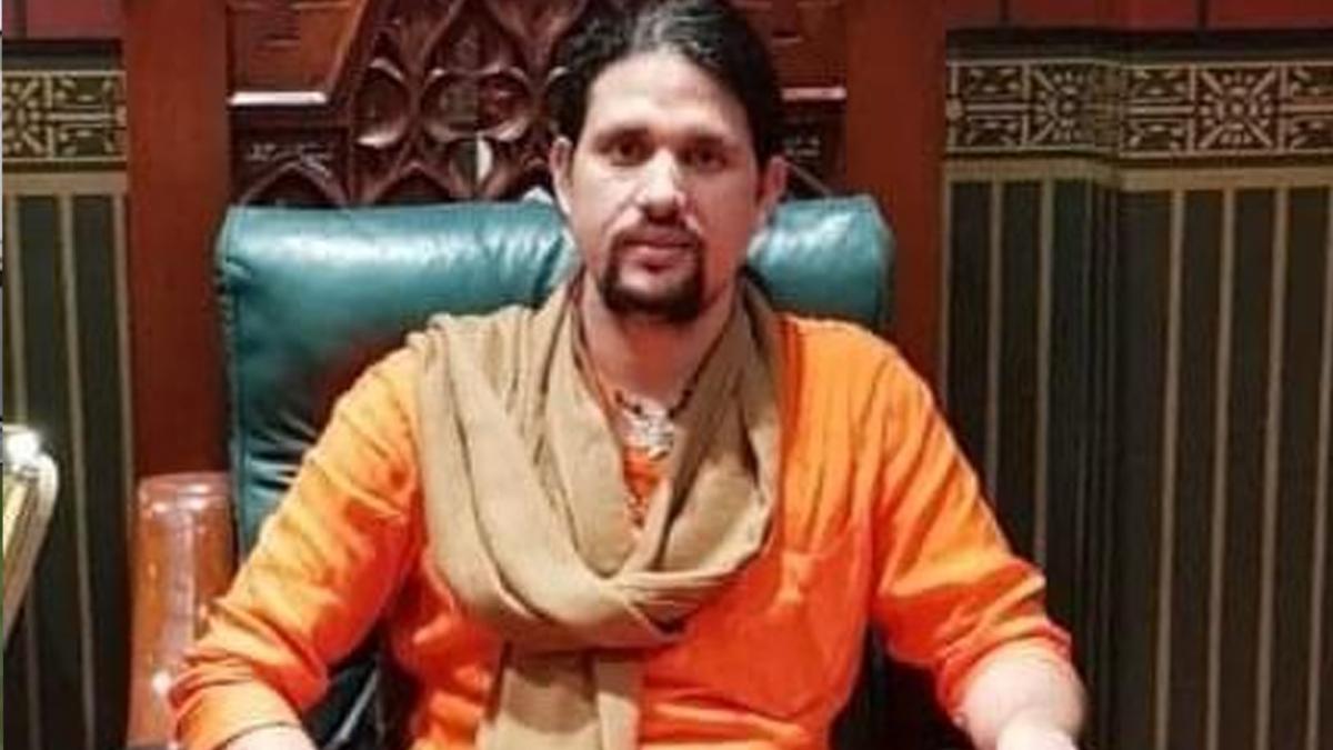 Mahant Narendra Giri disciple Anand Giri