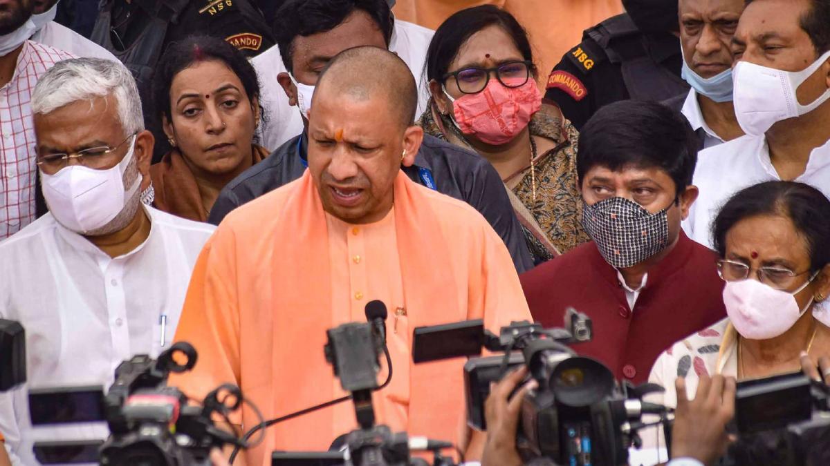  CM Yogi remembers Narendra Giri