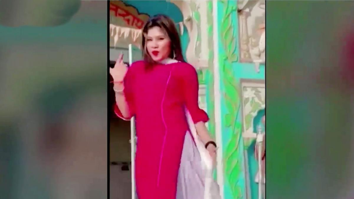 Chhatarpur girl's dance video