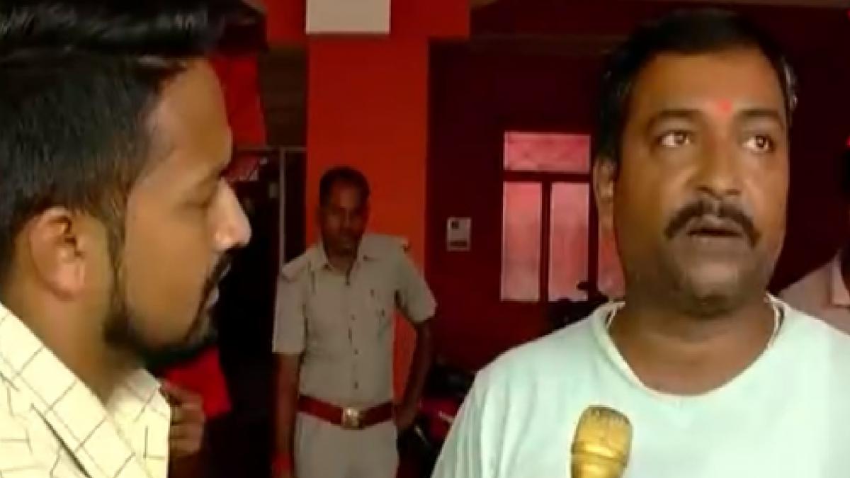 Narendra Giri disciple 