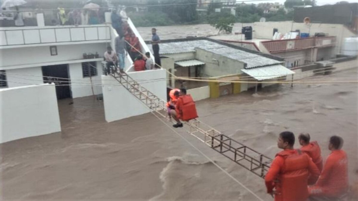 Gujarat heavy rains rescue operation 