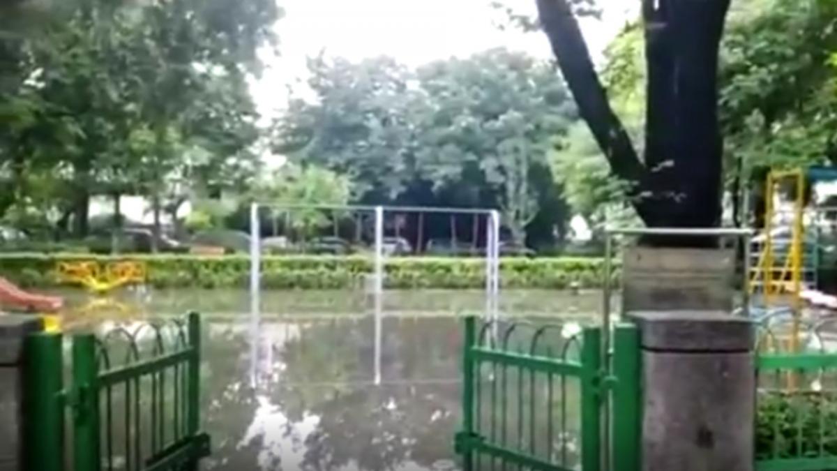 waterlogging in golf links area