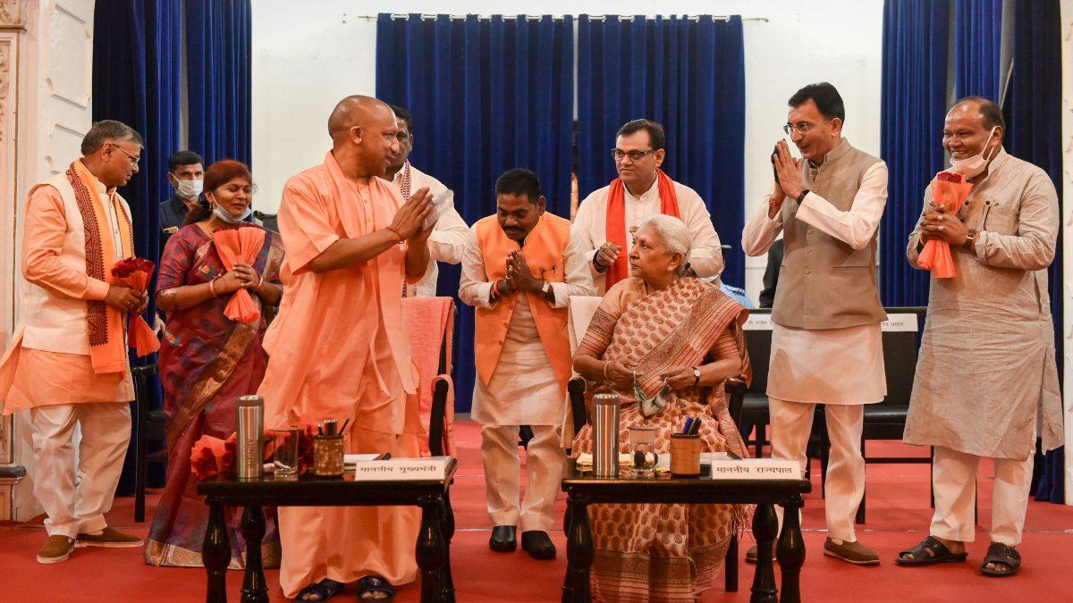 up cabinet expansion