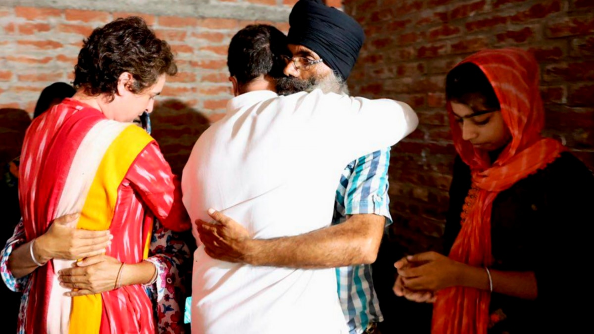 Rahul, Priyanka Gandhi in Lakhimpur (Credit-PTI)