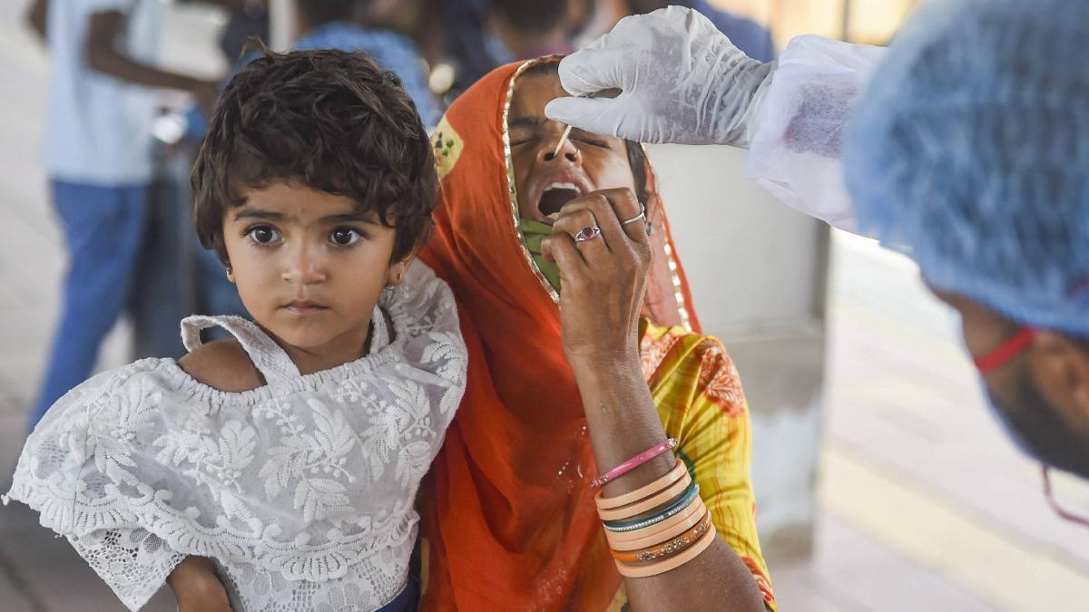 Mumbai में रविवार को Corona से एक भी मौत नहीं, केवल 367 नए केस