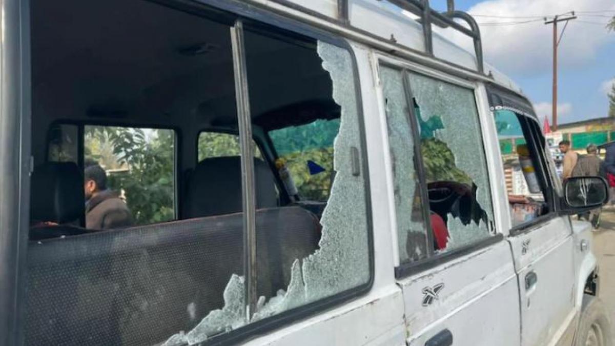 शतक: बांदीपोरा में टैक्सी स्टैंड पर धमाका, 6 लोग हुए घायल