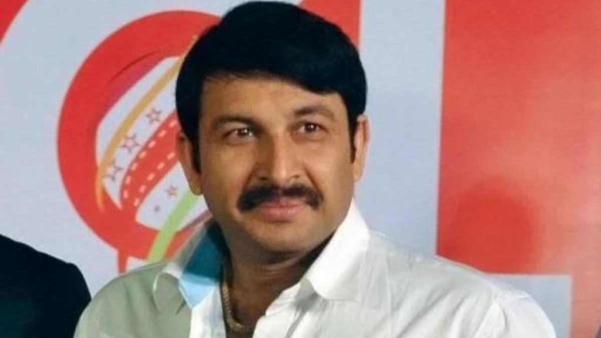 छठी मैया भईली सहैया.. मनोज तिवारी ने केजरीवाल के फैसले पर गाया गाना