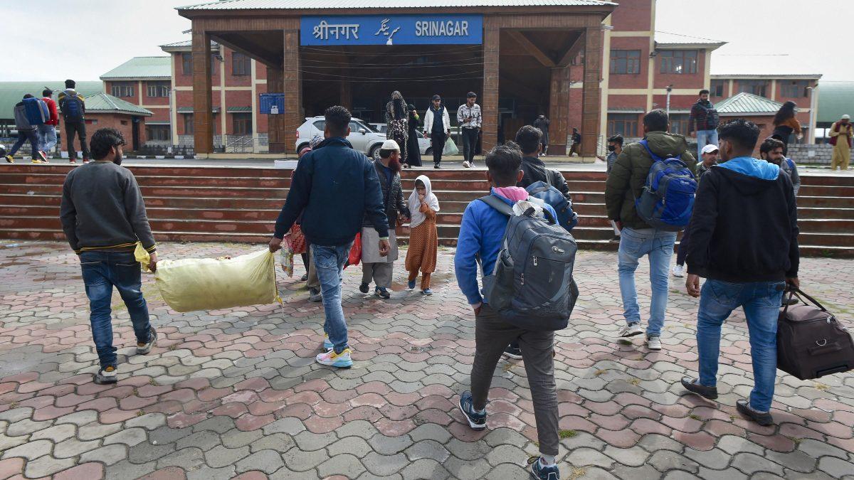 Jammu-kashmir workers 