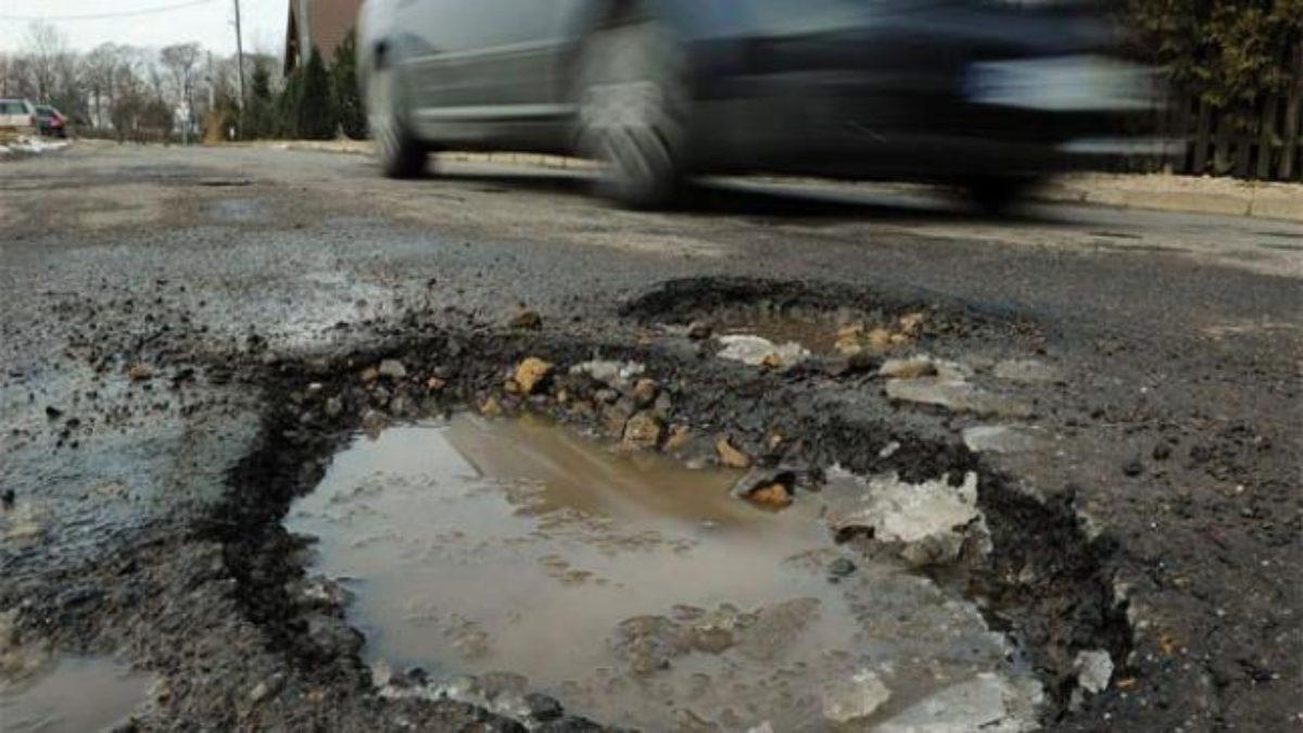 potholes 