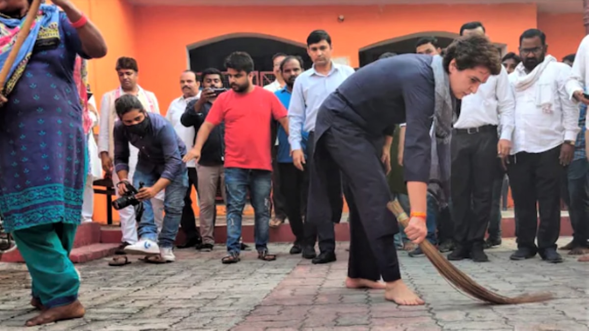 Priyanka gandhi brooms 