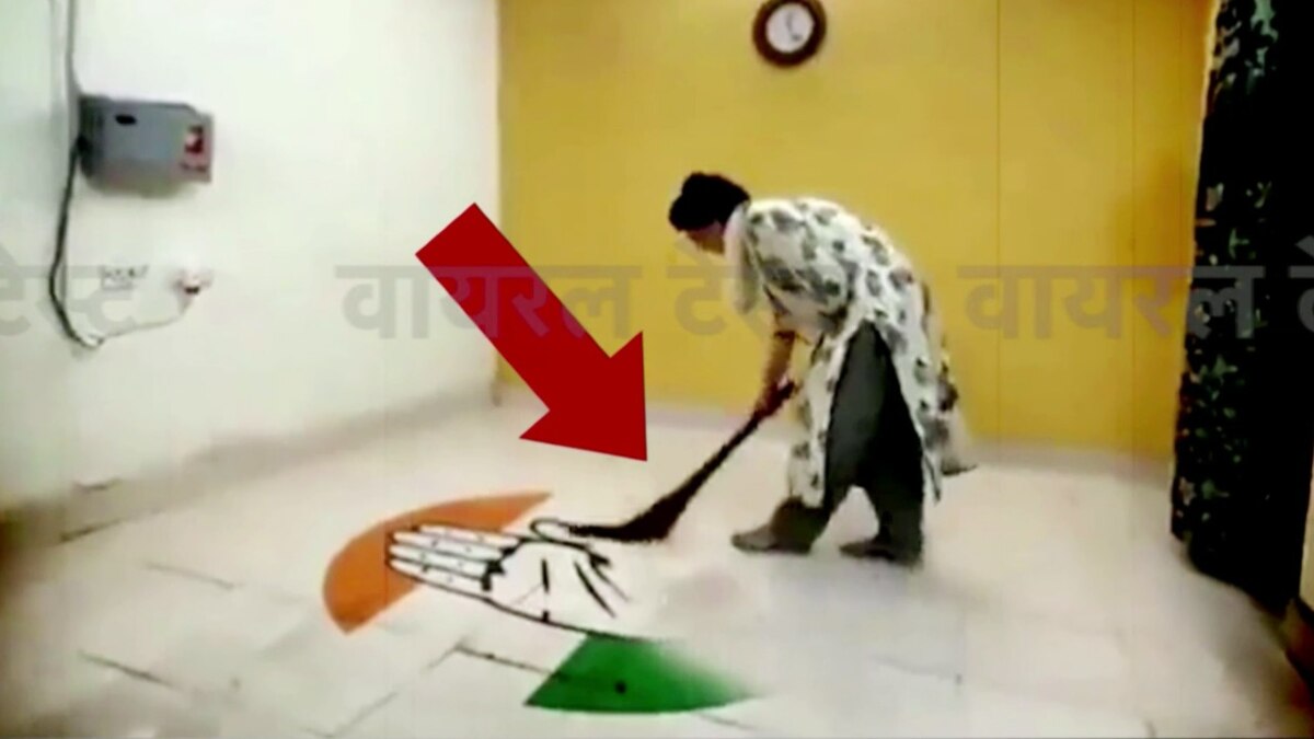 Priyanka gandhi swept symbol of Congress